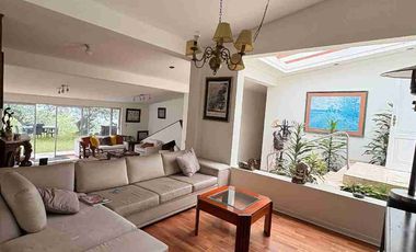 SE VENDE CASA EN EL DISTRITO DE LA MOLINA