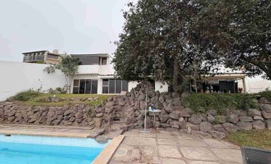 SE VENDE CASA EN EL DISTRITO DE LA MOLINA