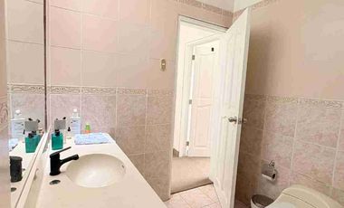 SE VENDE CASA EN EL DISTRITO DE LA MOLINA