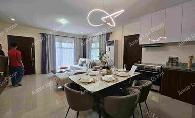 Overlooking House for sale in Teresa Heights