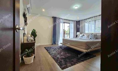 Overlooking House for sale in Teresa Heights