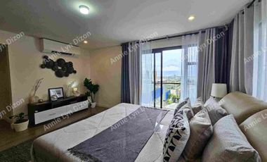 Overlooking House for sale in Teresa Heights