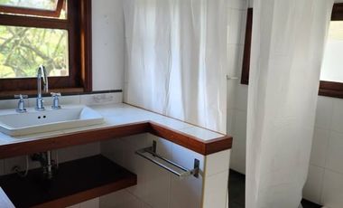 ¡Descubre tu próximo hogar en Chía! Se renta encantadora cabaña de 90m² en un ambiente totalmente campestre. Perfecta para quienes buscan tranquilidad