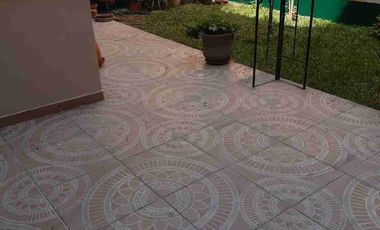 VENDO CASA FRENTE A PARQUE CERCA A LA PRE DE LIMA