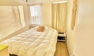 GRAN OPORTUNIDAD - Departamento 2 dormitorios 2 baños, con bodega y estacionamiento, Metro Rondizzoni, Parque O'Higgins. PRECIO MENOR AL AVALÚO FISCAL