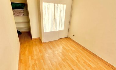 GRAN OPORTUNIDAD - Departamento 2 dormitorios 2 baños, con bodega y estacionamiento, Metro Rondizzoni, Parque O'Higgins. PRECIO MENOR AL AVALÚO FISCAL