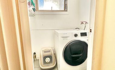 GRAN OPORTUNIDAD - Departamento 2 dormitorios 2 baños, con bodega y estacionamiento, Metro Rondizzoni, Parque O'Higgins. PRECIO MENOR AL AVALÚO FISCAL