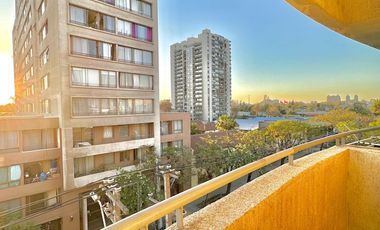 GRAN OPORTUNIDAD - Departamento 2 dormitorios 2 baños, con bodega y estacionamiento, Metro Rondizzoni, Parque O'Higgins. PRECIO MENOR AL AVALÚO FISCAL