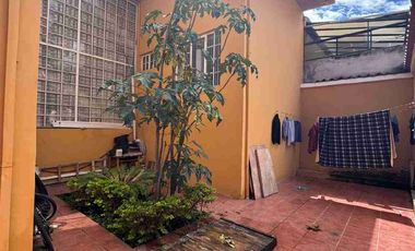 vendo casa  av de las Américas.