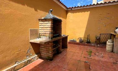 vendo casa  av de las Américas.