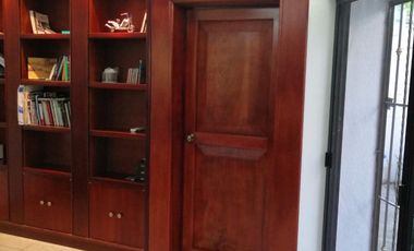 CASA AMPLIA EN CHETUMAL FRENTE A LA BAHIA