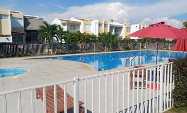 VENDO CASA EN CONDOMINIO  LAS MERCEDES JAMUNDI VALLE