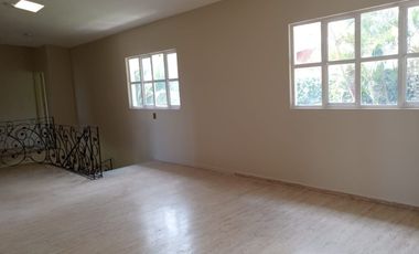 RENTA CASA EN FRAA. COL. LOMAS DE CORTES, CUERNAVACA