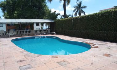 RENTA CASA EN FRAA. COL. LOMAS DE CORTES, CUERNAVACA