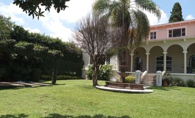 RENTA CASA EN FRAA. COL. LOMAS DE CORTES, CUERNAVACA
