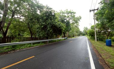 ขายบ้านสวน 3 ไร่ พื้นที่ติดเขา ชะอม เเก่งคอย สระบุรี สูดอากาศดีได้ทุกเช้า จะใช้พักผ่อนเลี้ยงไก่ ปลูกผัก เดินชมสวน …ในพื้นที่ส่วนตัวของคุณเอง