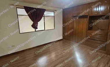 RENTO O ARRIENDO CASA EN PRIMERO DE MAYO Y AMERICAS