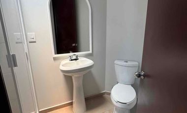 Renta casa cerca del centro, prepas y comercios