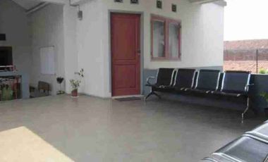 Murah banget !!! Siapa cepat dia dapat !! Rumah bonus kost aktif di dalam komplek area kerkoff leuwigajah cimahi