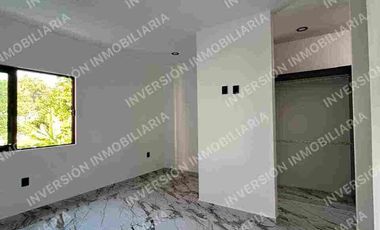 CASA DE 3 RECÁMARAS Y 3 BAÑOS EN VENTA EN ESQUINA, EL MORRO, BOCA DEL RIO ACABADOS DE LUJO, COCINA INTEGRAL, PORTRON ELÉCTRICO.