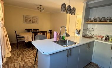 Venta casa EL Rosal, Farfana, Mall Arauco Maipu