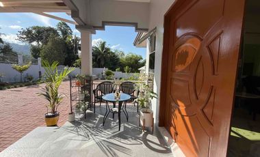 Beautiful Big House in Valencia