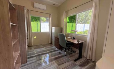 Beautiful Big House in Valencia