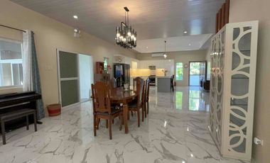 Beautiful Big House in Valencia