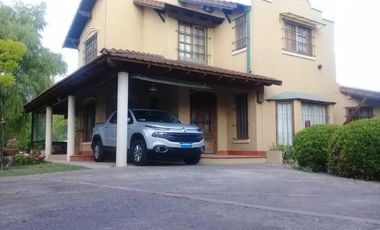 CASA QUINTA, PARQUE Y PISCINA