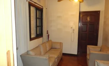 OPORTUNIDAD NUEVO VALOR, PLENO HURLINGHAM Casa a 50 mts de la plaza de Hurlingham