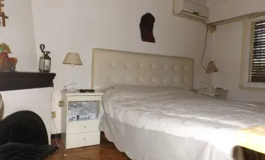 OPORTUNIDAD NUEVO VALOR, PLENO HURLINGHAM Casa a 50 mts de la plaza de Hurlingham