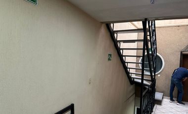 Edificio en venta con 12 espacios ideal para oficinas en Zaragoza