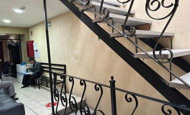 Edificio en venta con 12 espacios ideal para oficinas en Zaragoza