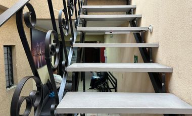 Edificio en venta con 12 espacios ideal para oficinas en Zaragoza