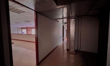 OFICINA EN VENTA  AVENIDA LAS VEGAS ENVIGADO