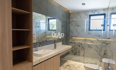 Ayala Alabang House For Sale!