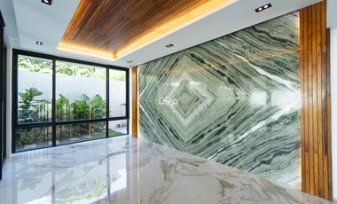 Ayala Alabang House For Sale!