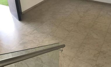 RENTA DE CASA EN SOBERNA DE 4 RECAMARAS UNA EN PLANTA BAJA