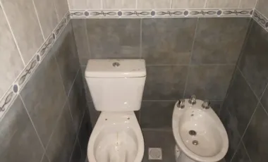 DUPLEX CON PATIO Y ESPACIO GUARDA AUTO