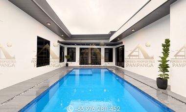 𝐋𝐔𝐗𝐔𝐑𝐈𝐎𝐔𝐒 𝐌𝐎𝐃𝐄𝐑𝐍 𝐂𝐎𝐑𝐍𝐄𝐑 𝐁𝐔𝐍𝐆𝐀𝐋𝐎𝐖 𝐖𝐈𝐓𝐇 𝐏𝐎𝐎𝐋 𝐅𝐎𝐑 𝐒𝐀𝐋𝐄