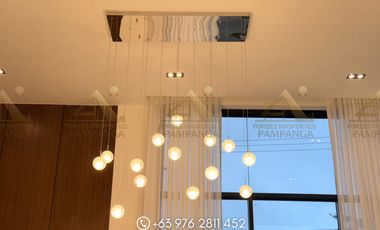 𝐋𝐔𝐗𝐔𝐑𝐈𝐎𝐔𝐒 𝐌𝐎𝐃𝐄𝐑𝐍 𝐂𝐎𝐑𝐍𝐄𝐑 𝐁𝐔𝐍𝐆𝐀𝐋𝐎𝐖 𝐖𝐈𝐓𝐇 𝐏𝐎𝐎𝐋 𝐅𝐎𝐑 𝐒𝐀𝐋𝐄