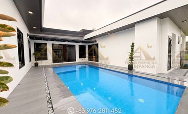 𝐋𝐔𝐗𝐔𝐑𝐈𝐎𝐔𝐒 𝐌𝐎𝐃𝐄𝐑𝐍 𝐂𝐎𝐑𝐍𝐄𝐑 𝐁𝐔𝐍𝐆𝐀𝐋𝐎𝐖 𝐖𝐈𝐓𝐇 𝐏𝐎𝐎𝐋 𝐅𝐎𝐑 𝐒𝐀𝐋𝐄