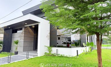 𝐋𝐔𝐗𝐔𝐑𝐈𝐎𝐔𝐒 𝐌𝐎𝐃𝐄𝐑𝐍 𝐂𝐎𝐑𝐍𝐄𝐑 𝐁𝐔𝐍𝐆𝐀𝐋𝐎𝐖 𝐖𝐈𝐓𝐇 𝐏𝐎𝐎𝐋 𝐅𝐎𝐑 𝐒𝐀𝐋𝐄