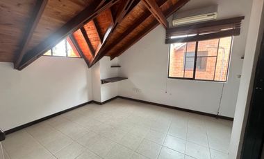 Casa en Arriendo – Condominio Polo Club