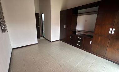 Casa en Arriendo – Condominio Polo Club