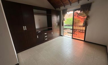 Casa en Arriendo – Condominio Polo Club