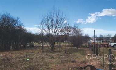 SE VENDE LOTE EN POTRERO DE GARAY INTERESANTE UBICACIÓN 750
