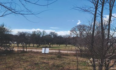 SE VENDE LOTE EN POTRERO DE GARAY INTERESANTE UBICACIÓN 750