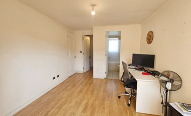 Casa En Venta En Camino Los Fresnos, sector exclusivo y con seguridad - Huechuraba