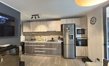 Casa premium en venta en Punta Nogales Huechuraba con piscina y terrazas